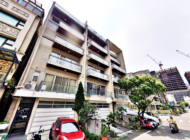 竹北莊敬七街透天店墅