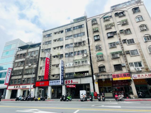 台北松山華廈法拍-4