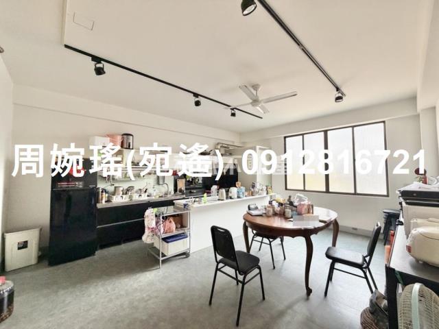 台南安平透天-12