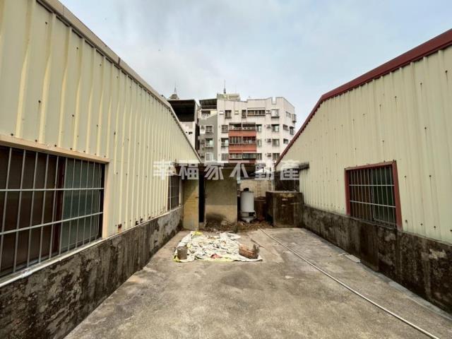 東區店面-14
