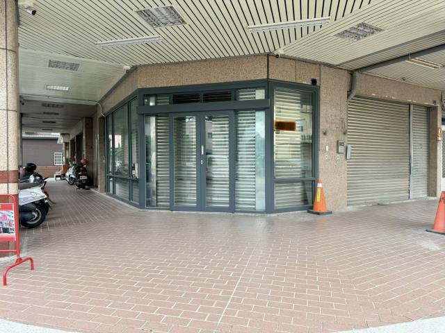 南投草屯店面-1