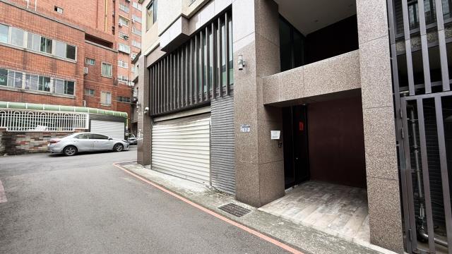東區華廈-0