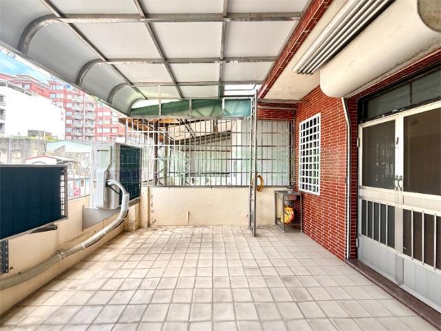 新興區透天_店面-14