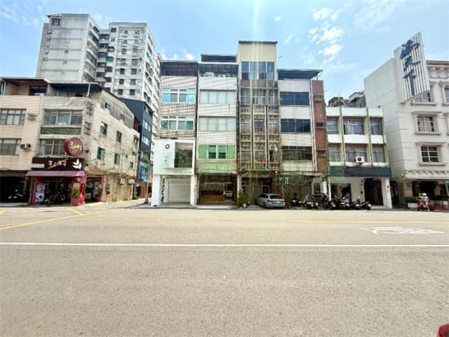 新興區透天_店面-1
