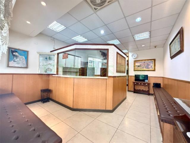 新興區透天_店面-2