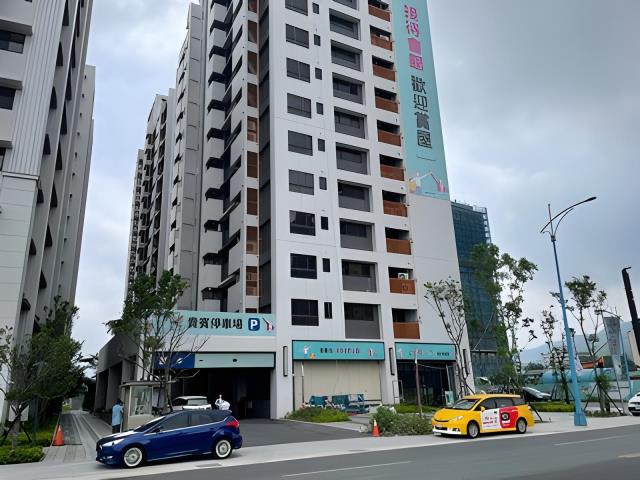 八里大樓拍賣-3