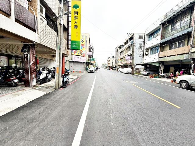 學甲建國路透天店面