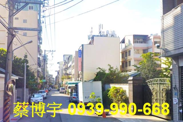 北屯東山路法拍屋別墅
