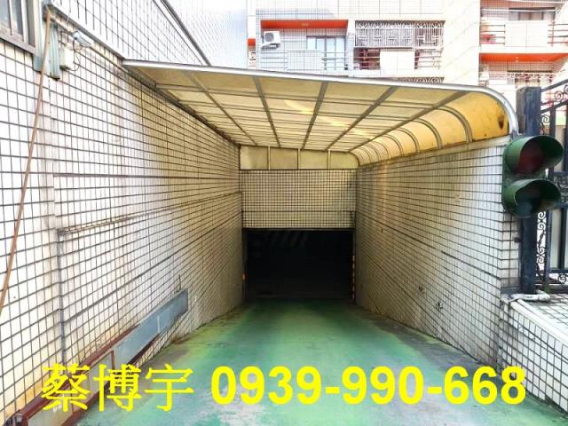 大里法拍新仁六街透天