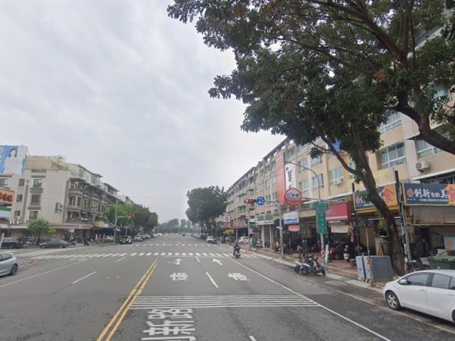 高雄楠梓法拍透天_店面-4