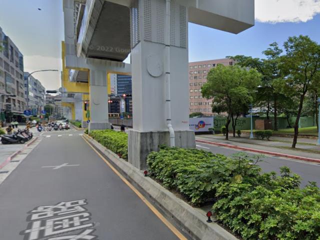 新北中和拍賣華廈-6
