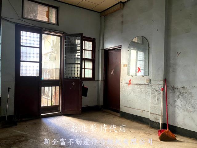 中西區透天-4