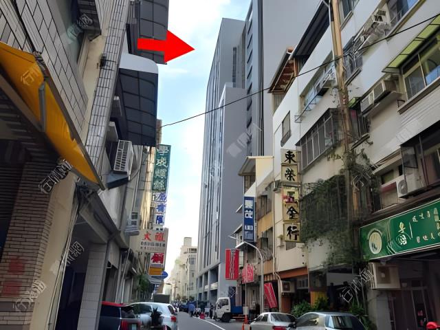 高雄鹽埕法拍大樓-2