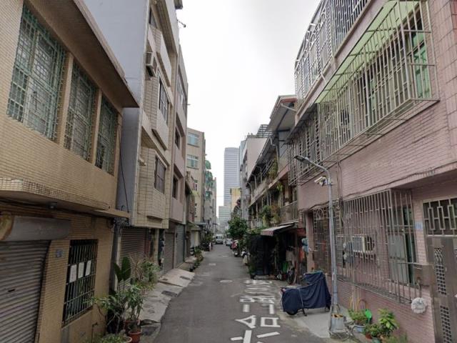 高雄前金法拍透天-4