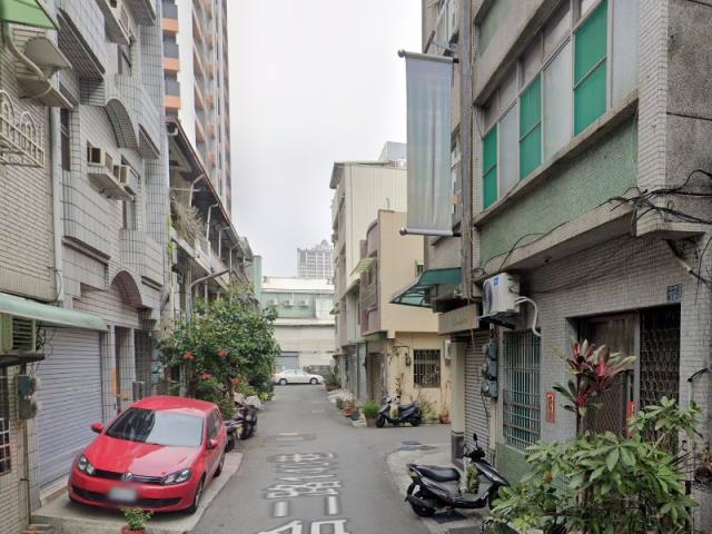 高雄前金法拍透天-5