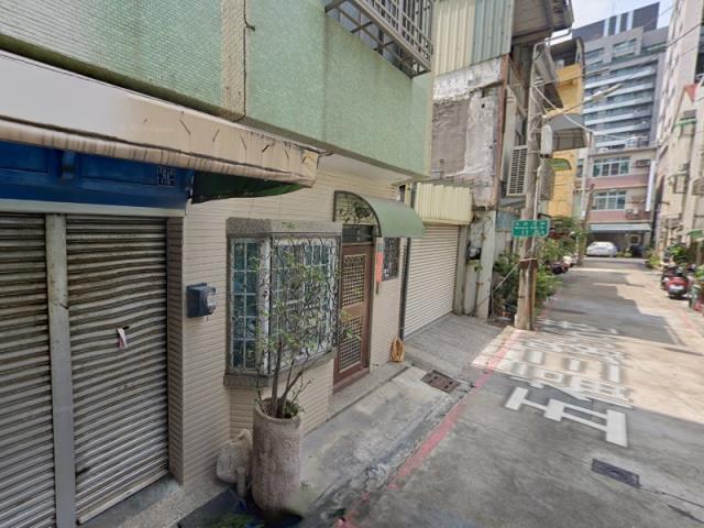 高雄前金法拍透天-4