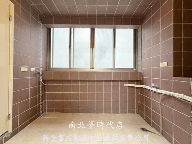 台南北區店面-13