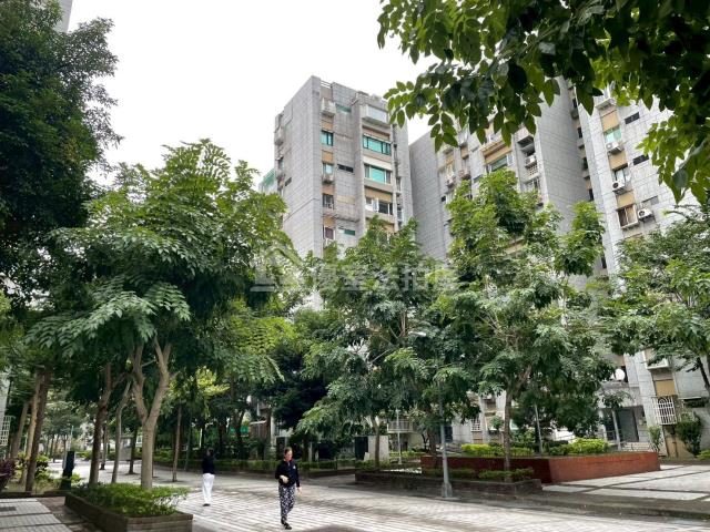 台北松山法拍大樓-1