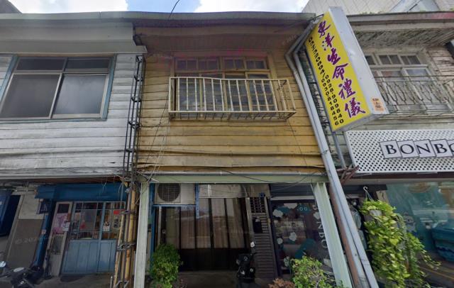 苗栗市法拍屋日新街透天店住優室法拍林小陽