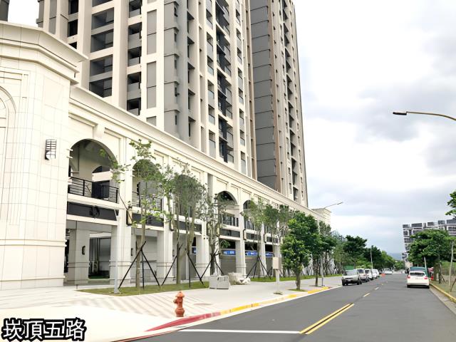 新北淡水大樓拍賣-4