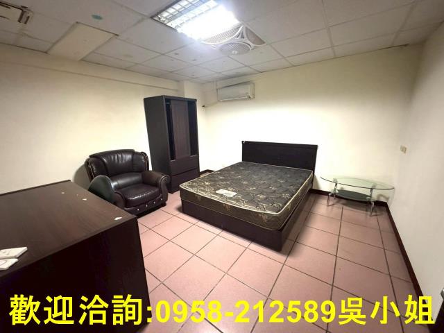 新竹竹北店面-11