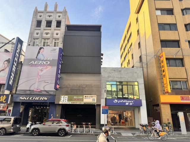 嘉義西區店面-3