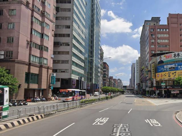 新北三重法拍大樓-7