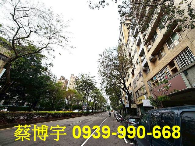 西區忠明南路蘭亭法拍