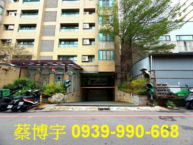 西區忠明南路蘭亭法拍