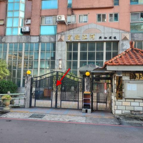 新北淡水法拍大樓_華廈_超低公設比-8