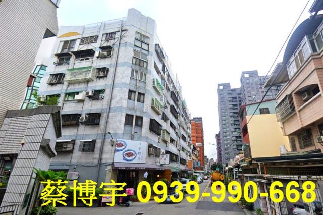 西區法拍屋常春藤社區