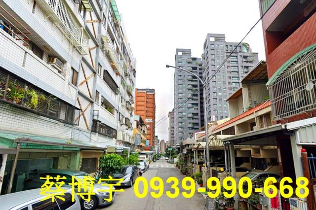西區法拍屋常春藤社區