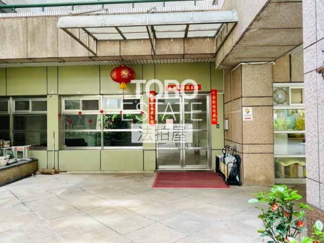 台北松山法拍大樓-2