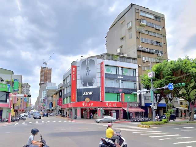 台北法拍大樓-6