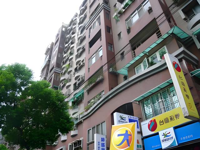 板橋大樓法拍-3