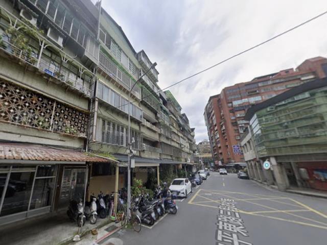信義區法拍公寓-2