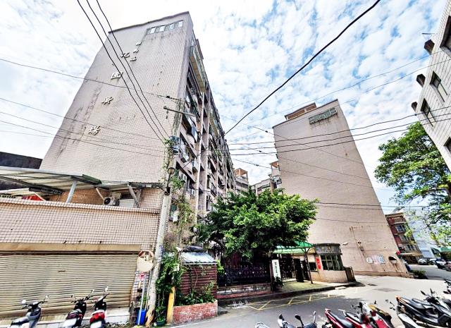 湖口鄉明德街兩房