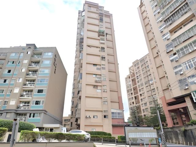 新北淡水大樓法拍-7