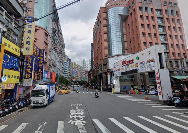 新北永和法拍大樓_套房_低公設比-6