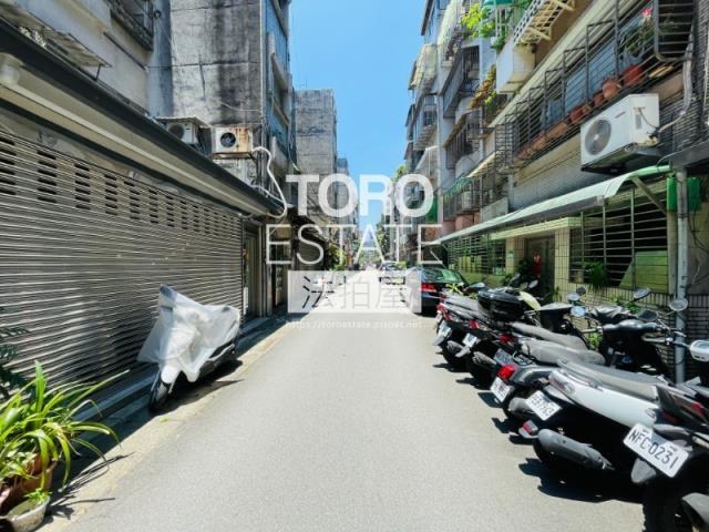 台北信義區公寓法拍-7