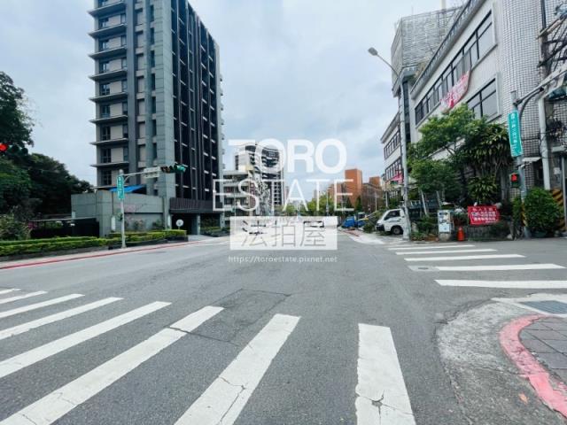 台北內湖拍賣大樓-8