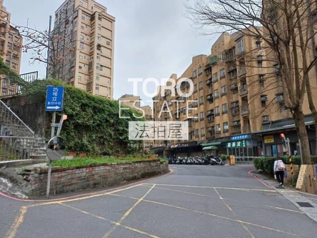 新北大樓法拍-8