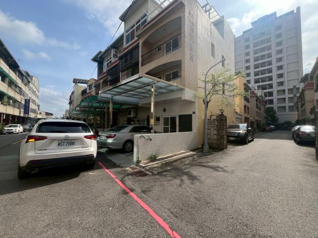 台中北屯透天_別墅_店面-15