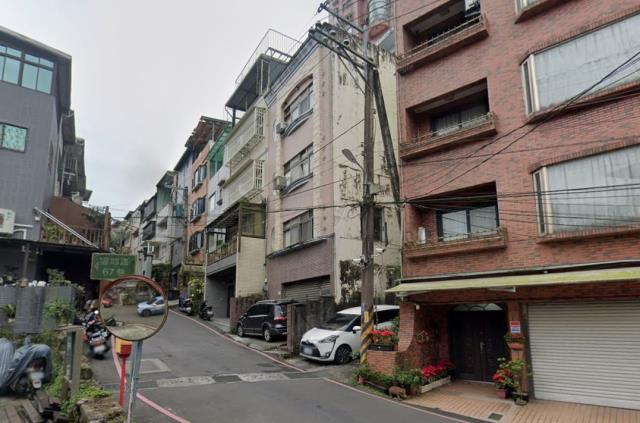 新北深坑透天法拍-3