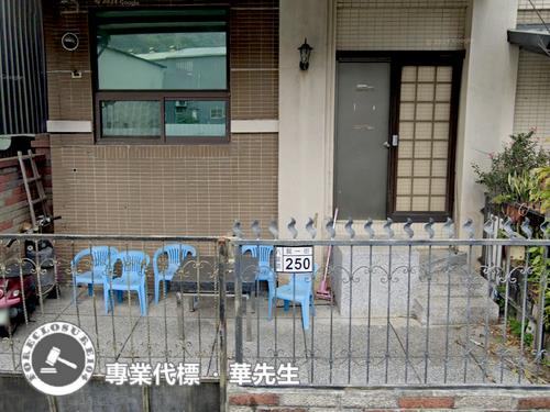 新北八里拍賣透天_別墅-13