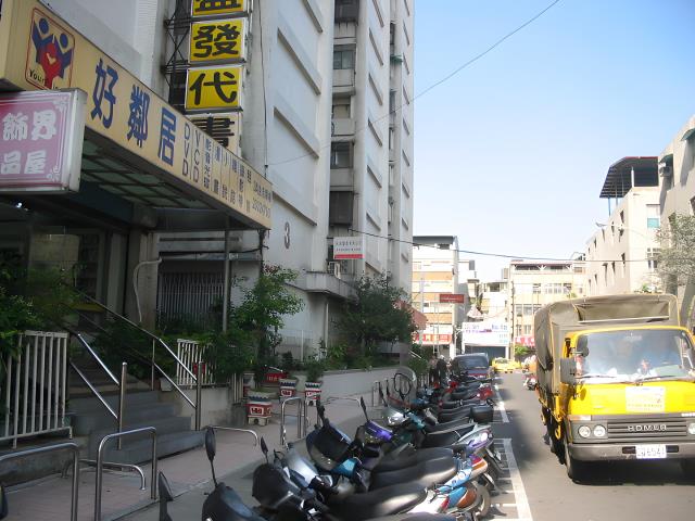 台北拍賣大樓_南機場夜市-4