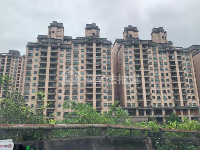 暖暖區法拍屋碇內街台北大鎮優室法拍林小陽