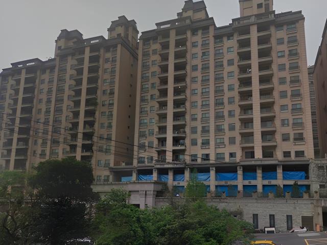 基隆暖暖大樓法拍-1