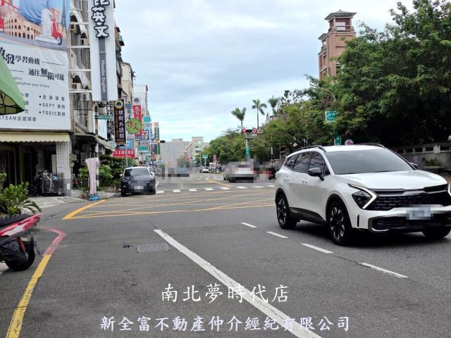 台南東區透天-7