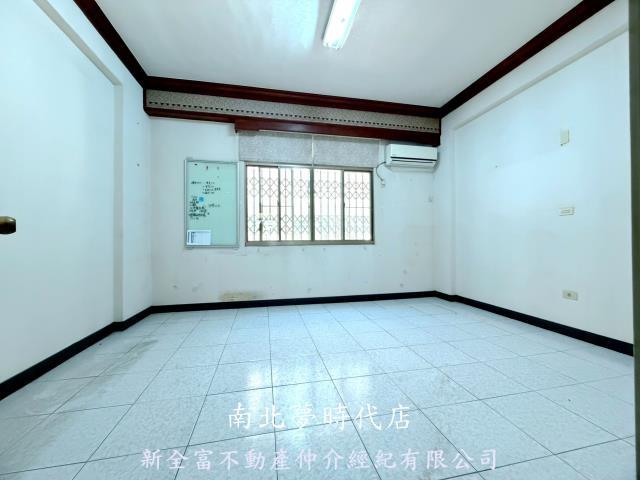 台南中西區透天-8